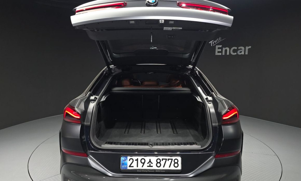 BMW X6 M60i, 2024