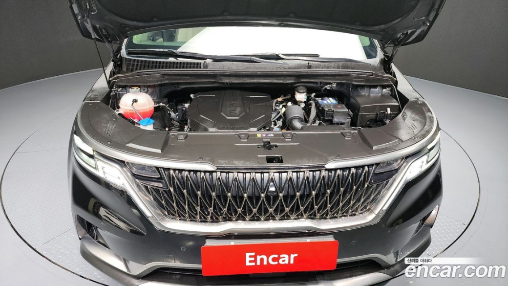 Kia Carnival 7-Seater Signature, 2023