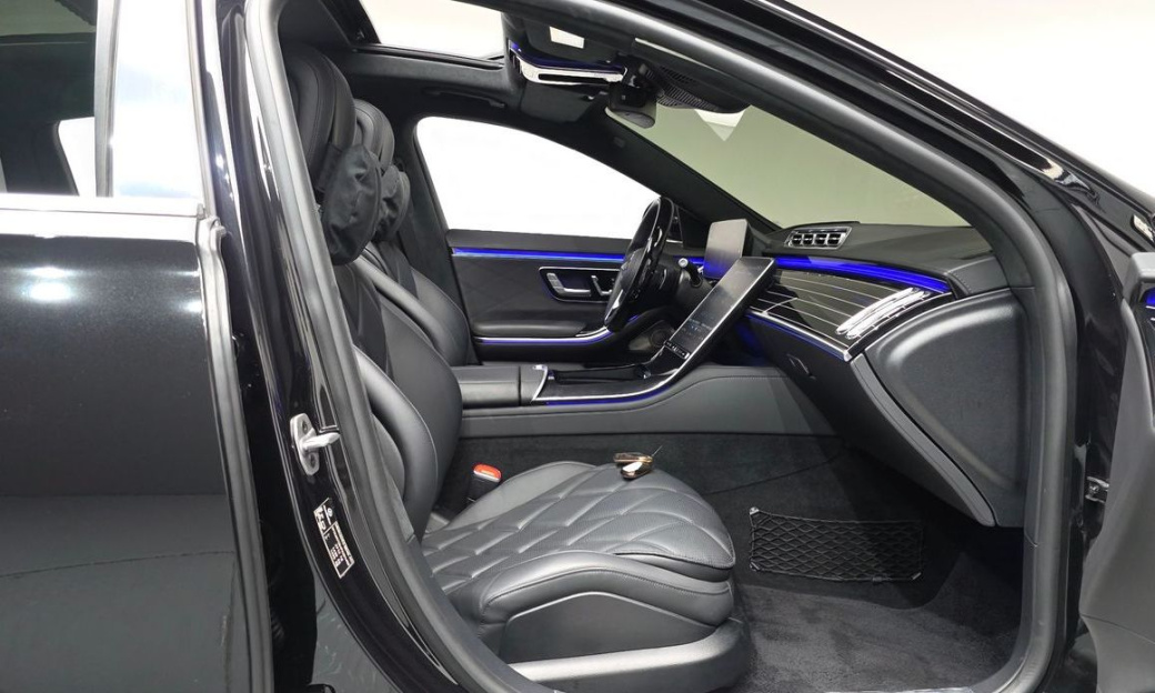 Mercedes-Benz S-Class Maybach S580 4MATIC, 2023