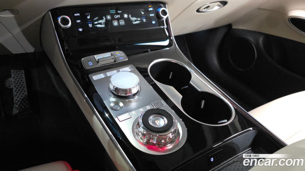 Genesis GV70 2.5T Gasoline 2WD, 2025
