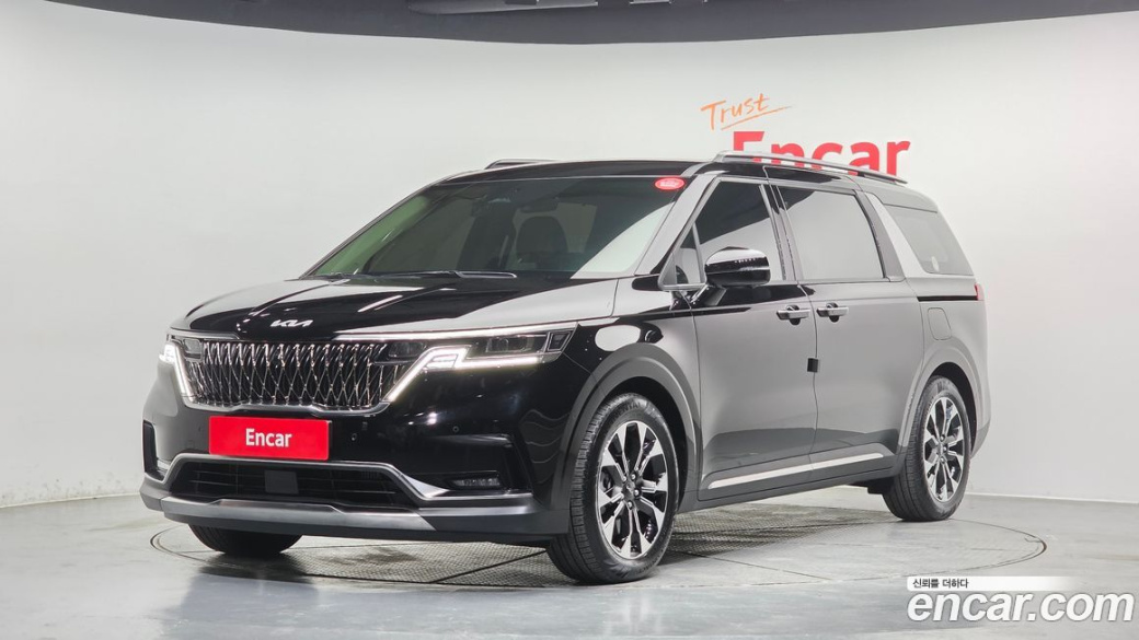 Kia Carnival 9-Seater Signature, 2023