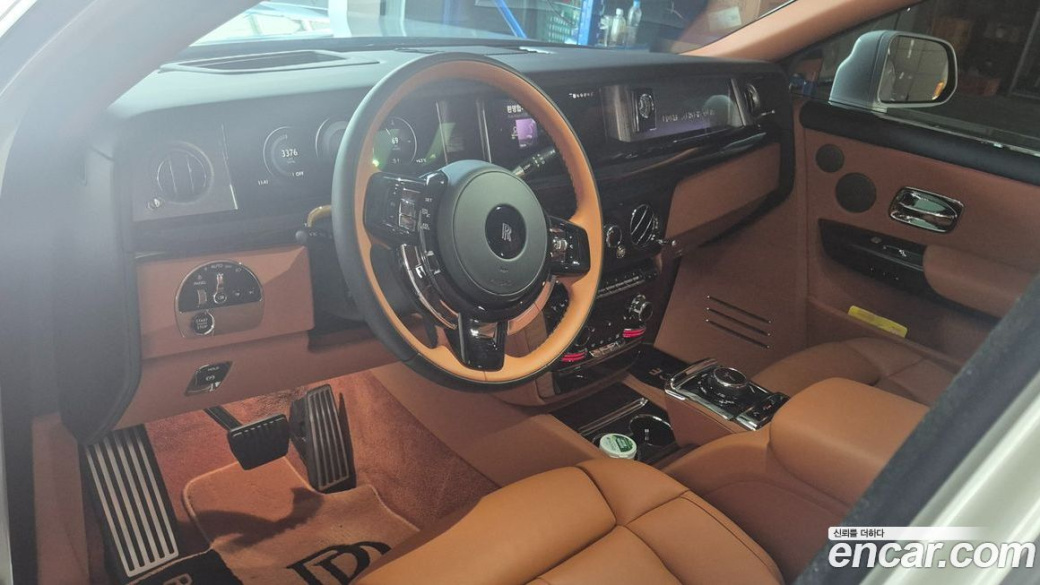 Rolls-Royce Phantom 6.7 V12, 2025