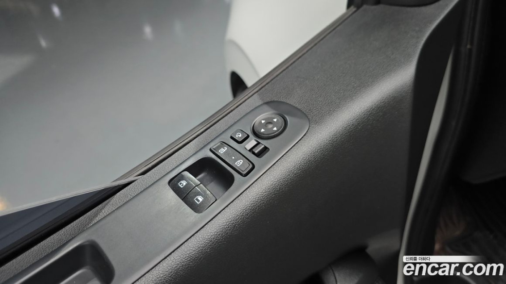 Hyundai Staria 2WD Camping Car, 2023