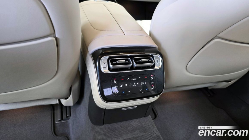 Mercedes-Benz S-Class S500L 4MATIC, 2023