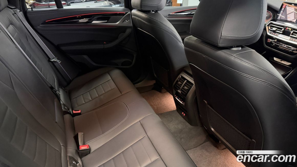 BMW X4 xDrive M40i, 2024