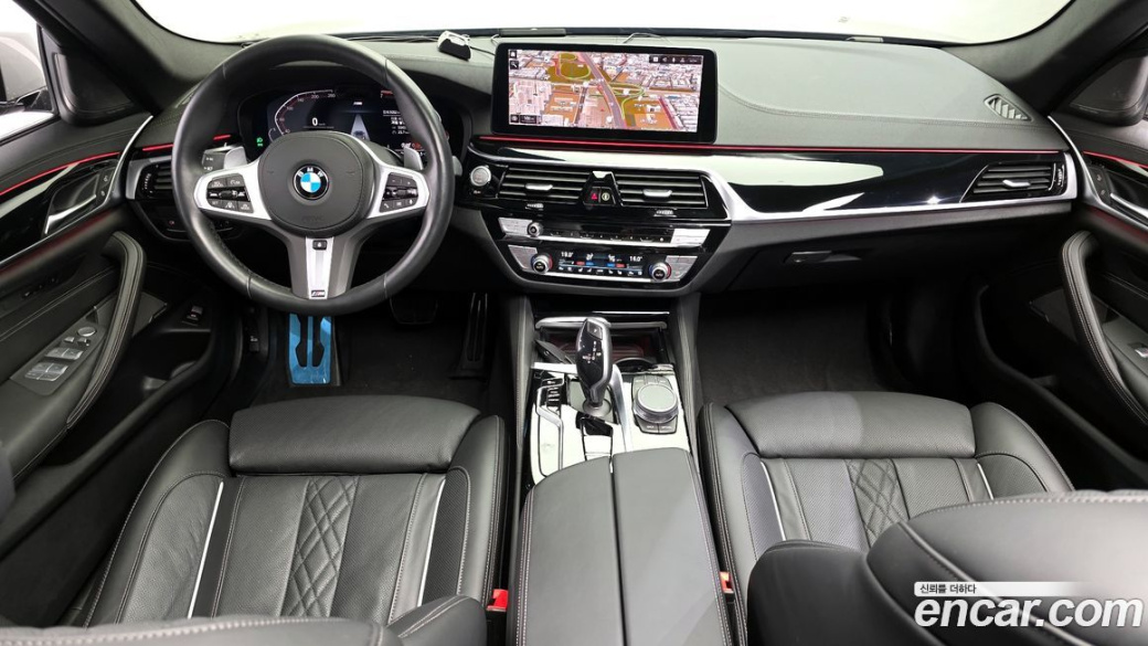 BMW 5-Series 530i M Sport Package, 2022