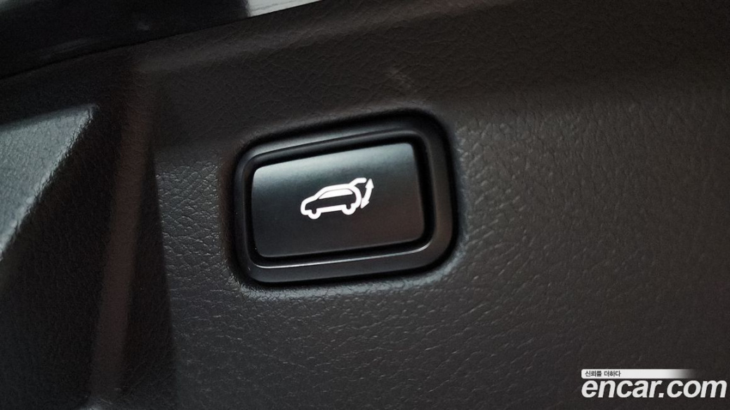 Kia Mohave Diesel 3.0 4WD 6-Seater, 2023