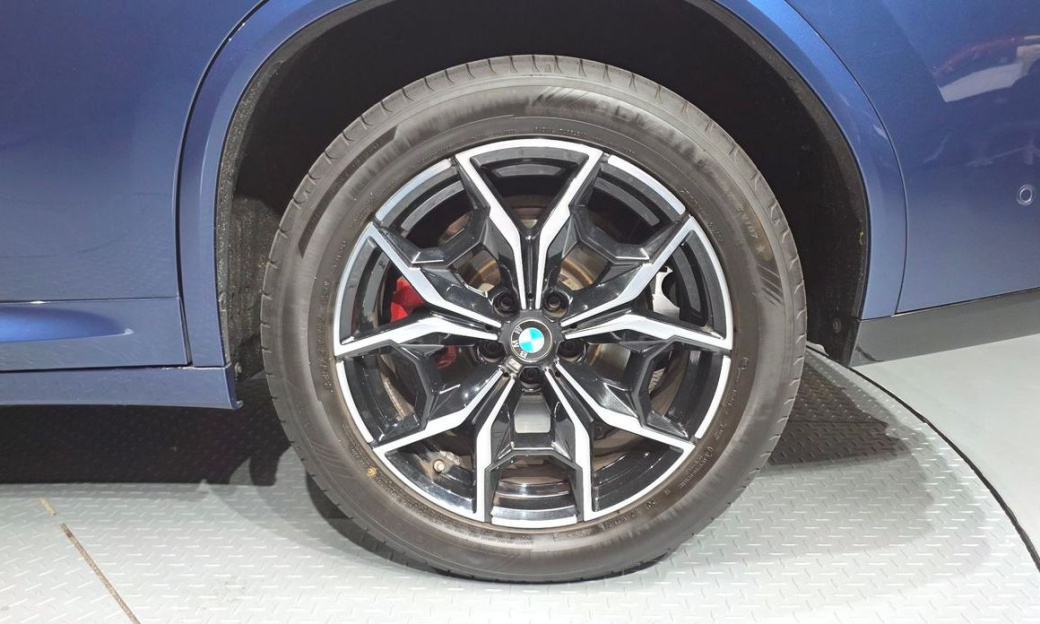 BMW X4 xDrive20i M Sports Pro, 2024