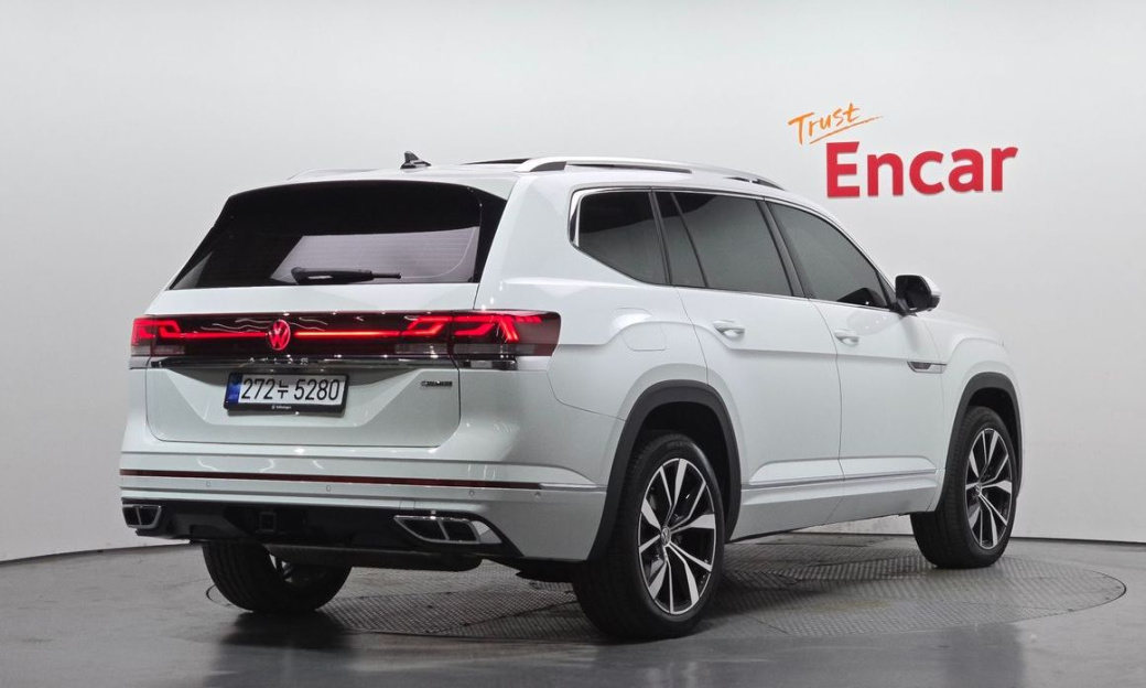 Volkswagen Atlas 2.0 TSI R-LINE 6-Seater, 2025