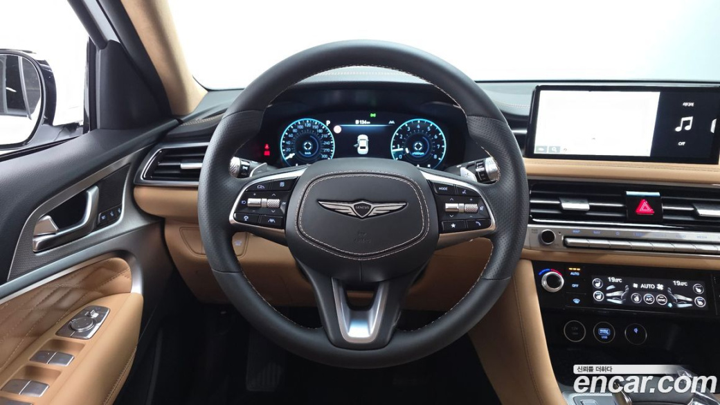Genesis G70 Gasoline 2.5T 4WD, 2026