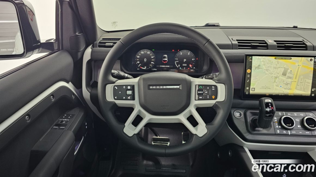 Land Rover Defender 90 D250 X-Dynamic SE, 2025