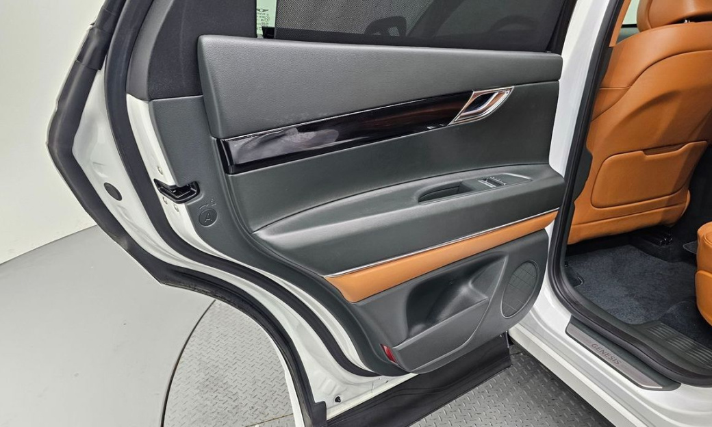 Genesis GV80 2.5T Gasoline 2WD, 2024