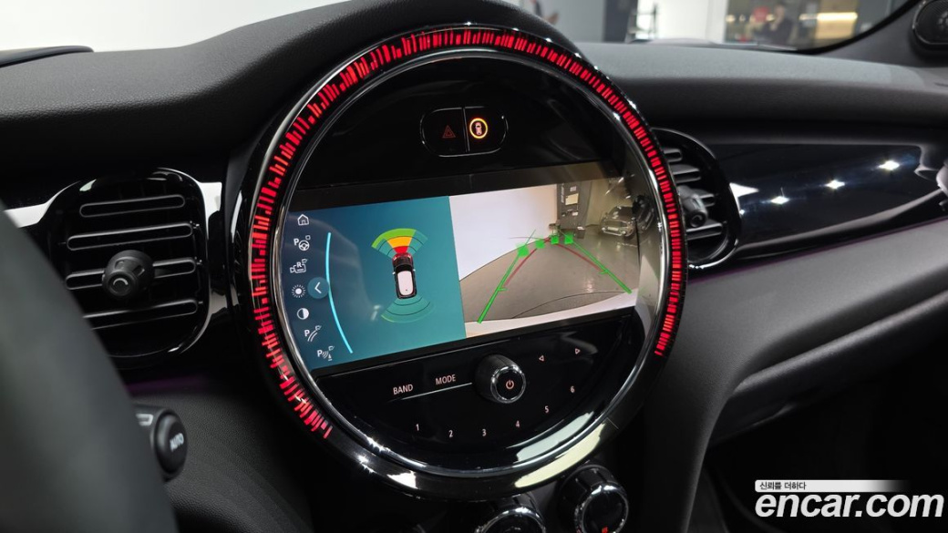 Mini Cooper JCW, 2024