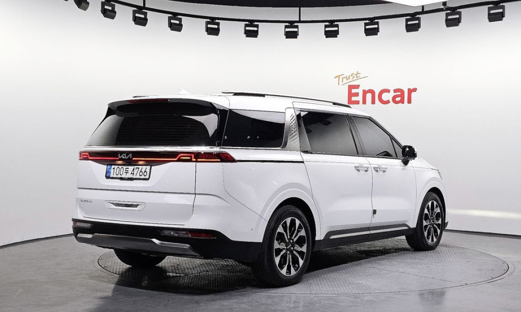 Kia Carnival 9-Seater Noblesse, 2023