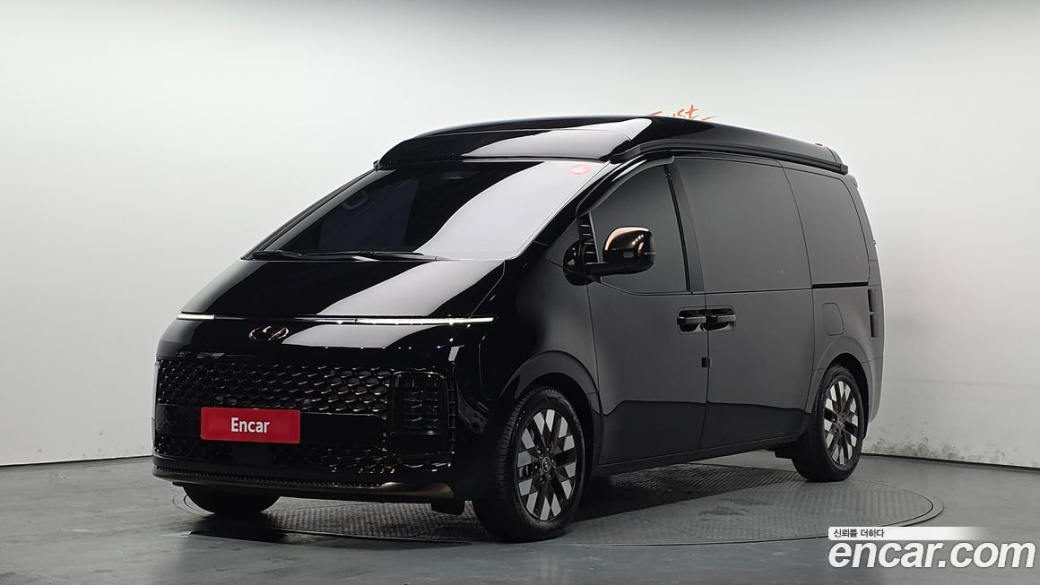 Hyundai Staria 2WD Camping Car, 2023