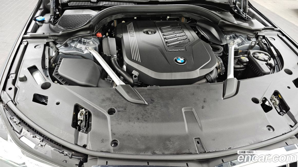 BMW Gran Turismo 630i xDrive Luxury, 2023