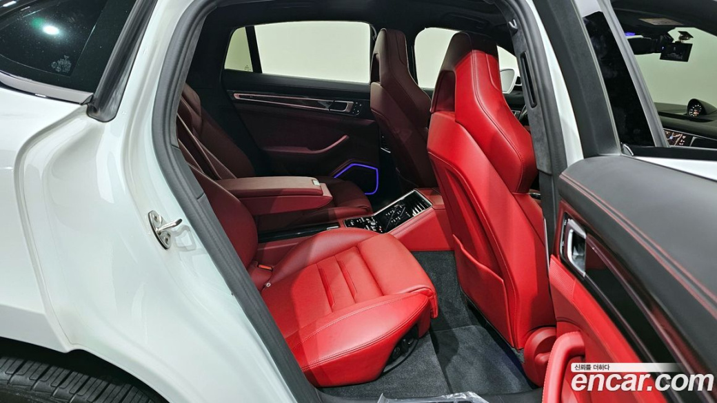 Porsche Panamera 4.0 GTS, 2022