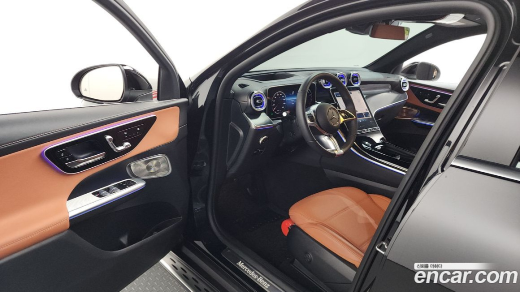 Mercedes-Benz GLC-Class GLC300 4MATIC Avnatgarde Coupe, 2025