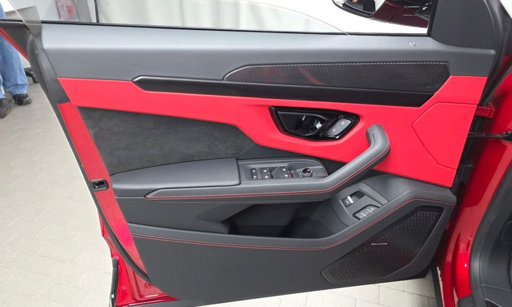 Lamborghini Urus 4.0 V8 S, 2024