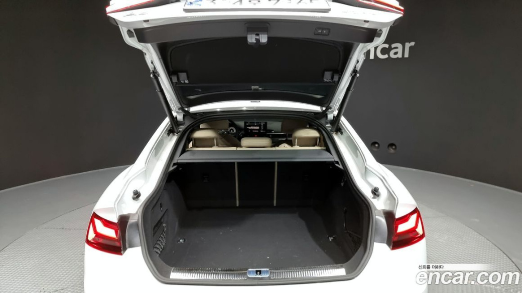 Audi A5 40 TFSI Quattro Premium Sportback, 2023