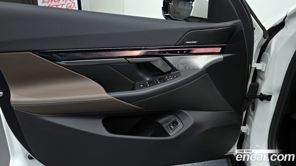 BMW 5-Series 520i M Sport, 2025