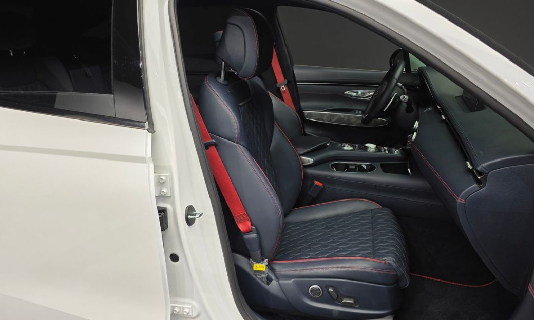 Genesis GV70 2.5T Gasoline 2WD, 2022