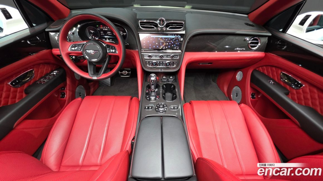 Bentley Bentayga 4.0 V8 Azure, 2023