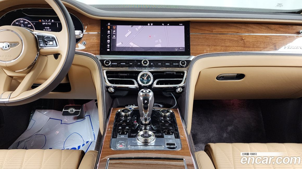 Bentley Flying Spur 4.0 Azure, 2023
