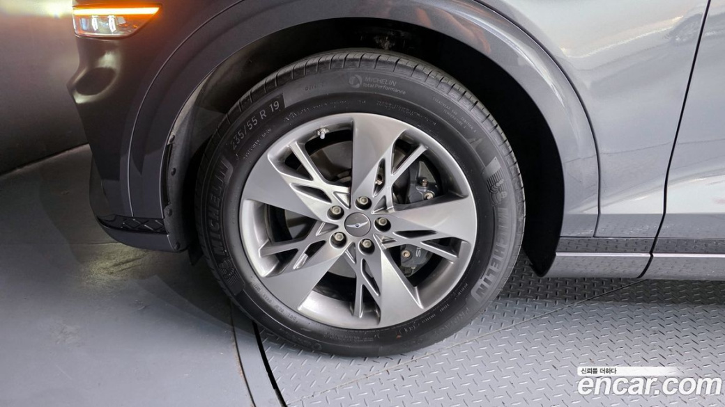 Genesis GV70 2.5T Gasoline 2WD, 2021