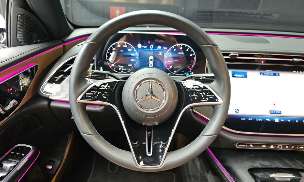 Mercedes-Benz E-Class E200 Avantgarde, 2025