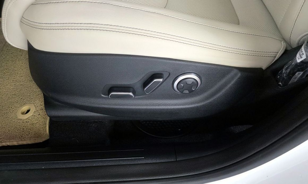 Genesis GV70 2.5T Gasoline 2WD, 2023