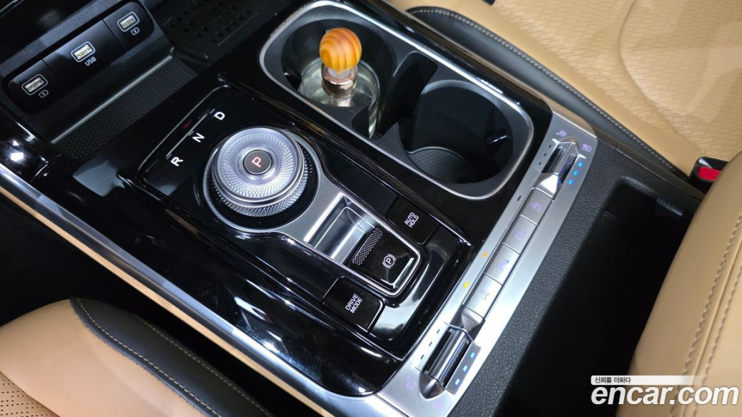 Kia Carnival 9-Seater Signature, 2023