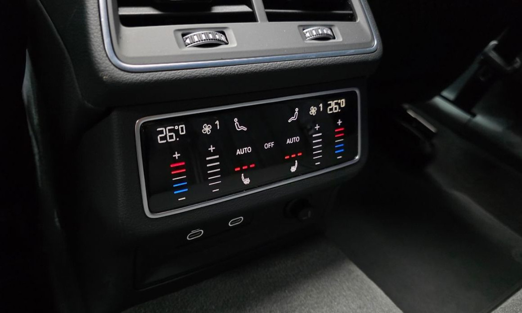 Audi A6 45 TFSI Quattro Premium, 2023