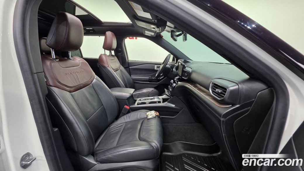 Ford Explorer 3.0 Platinum 4WD, 2022