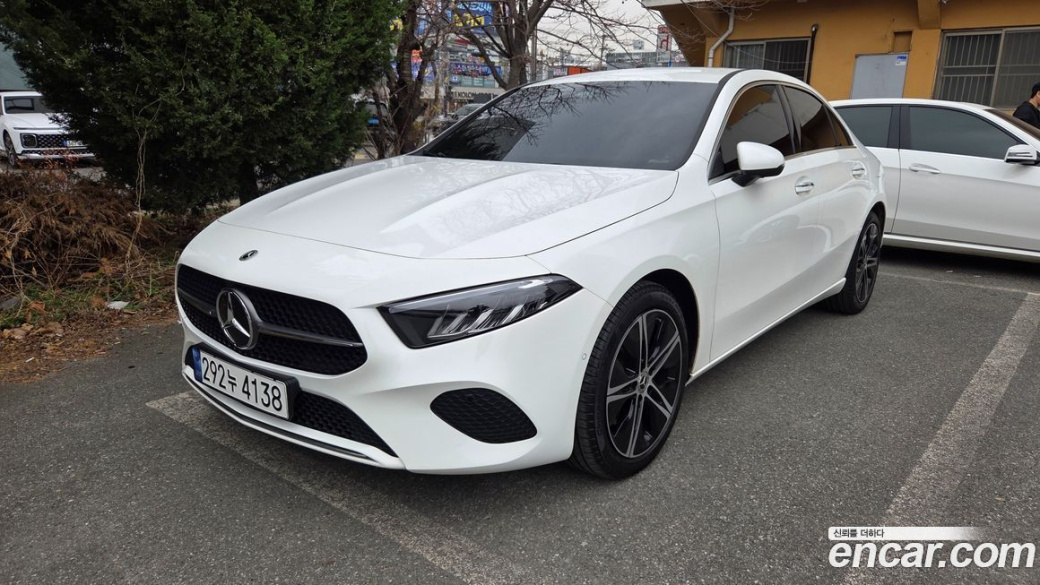 Mercedes-Benz A-Class A220 Sedan, 2024
