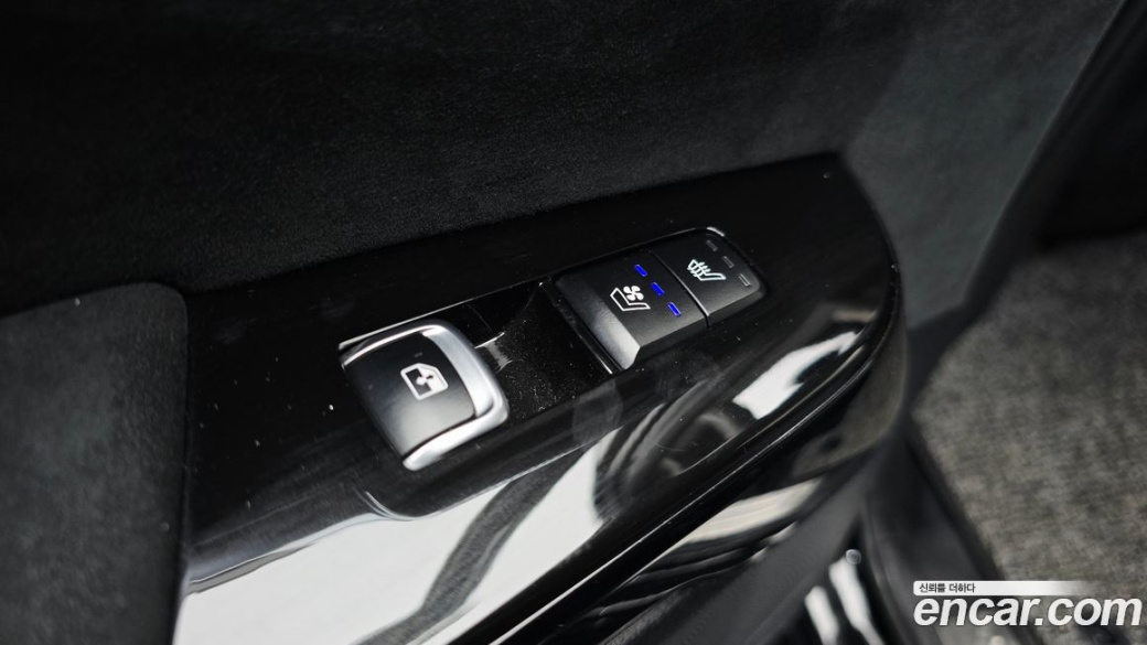 Kia Mohave Diesel 3.0 4WD 6-Seater, 2021