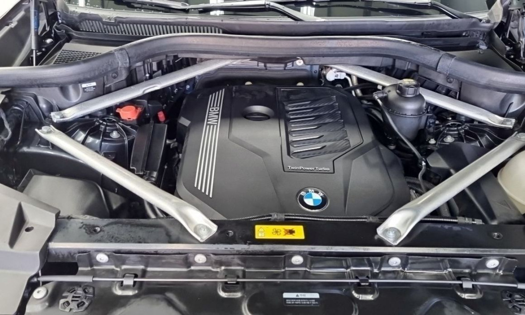 BMW X5 xDrive 40i M Sport, 2022
