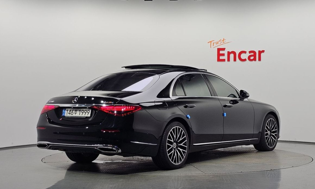 Mercedes-Benz S-Class S580L 4MATIC, 2022