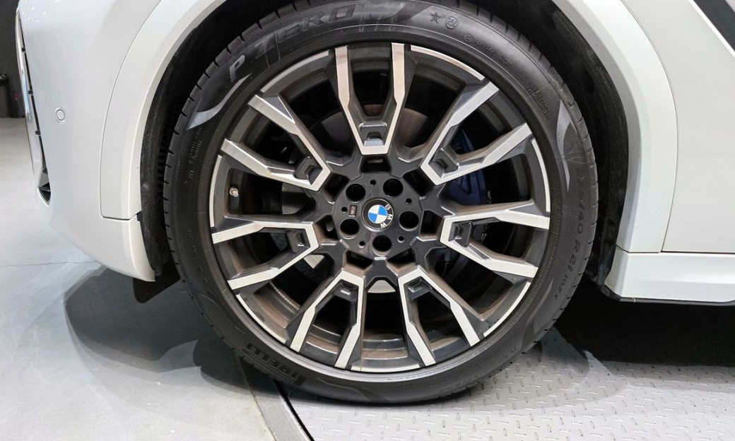 BMW X6 xDrive40i M Sport, 2025