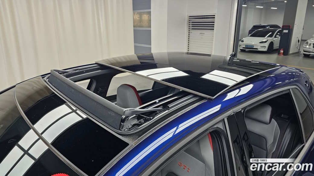 Volkswagen Golf 2.0 GTI, 2024