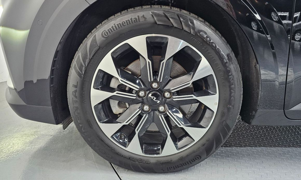 Kia Carnival 7-Seater Signature, 2023