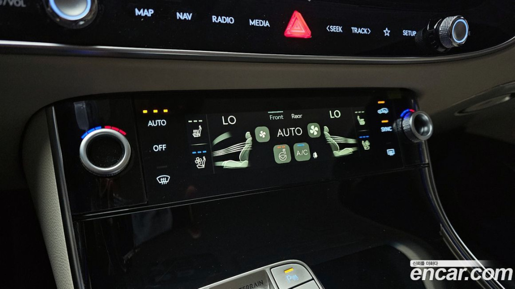 Genesis GV70 2.5T Gasoline AWD, 2026