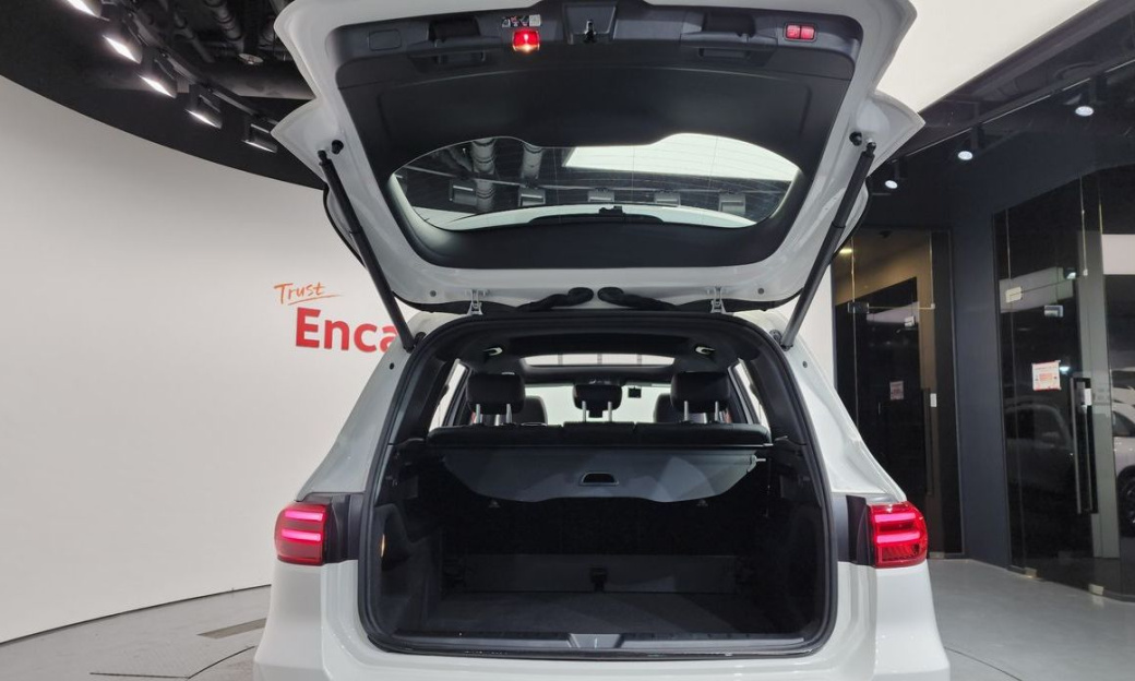 Mercedes-Benz GLB-Class AMG GLB35 4MATIC, 2025
