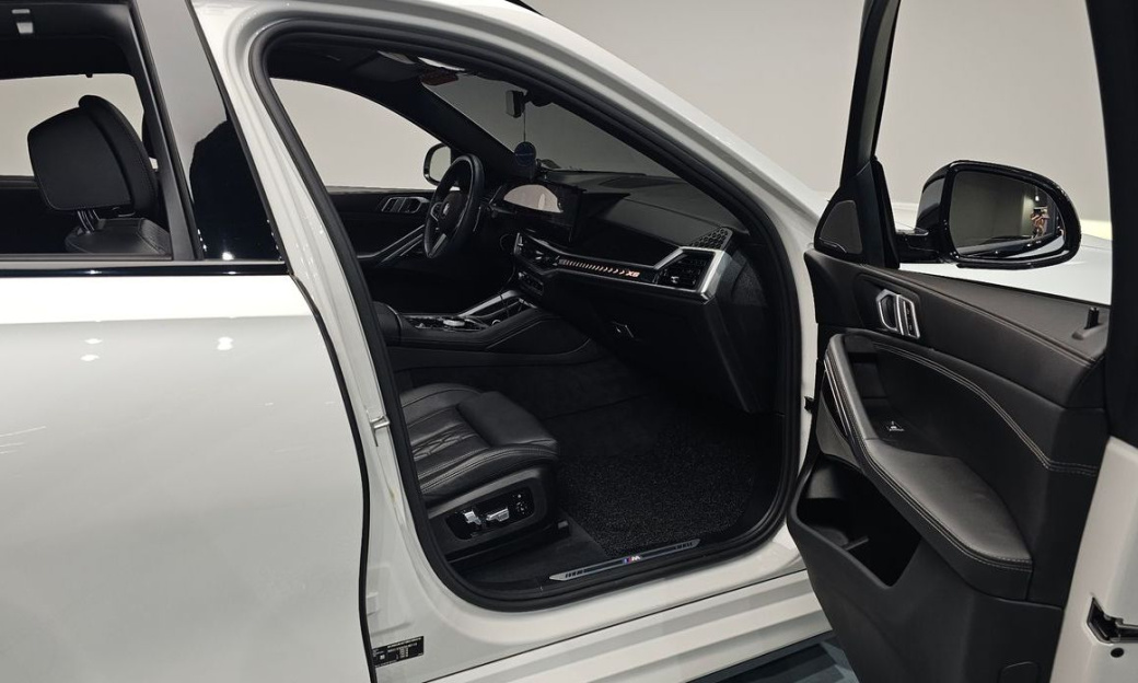 BMW X6 xDrive40i M Sport, 2024