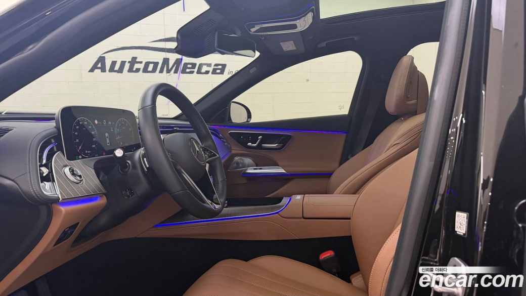 Mercedes-Benz E-Class E300 4MATIC Exclusive, 2024