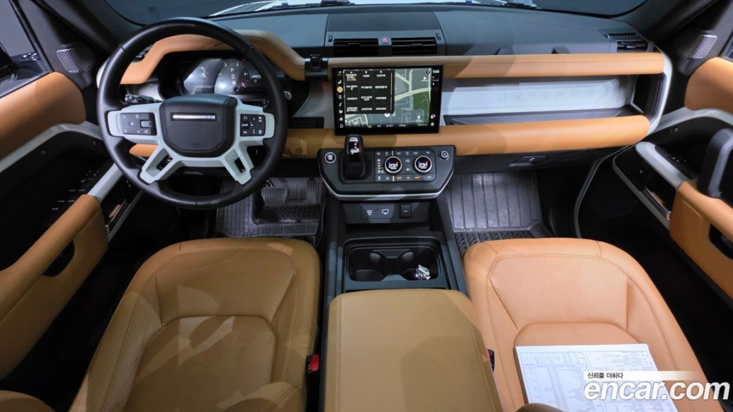 Land Rover Defender 110 D300 HSE, 2023