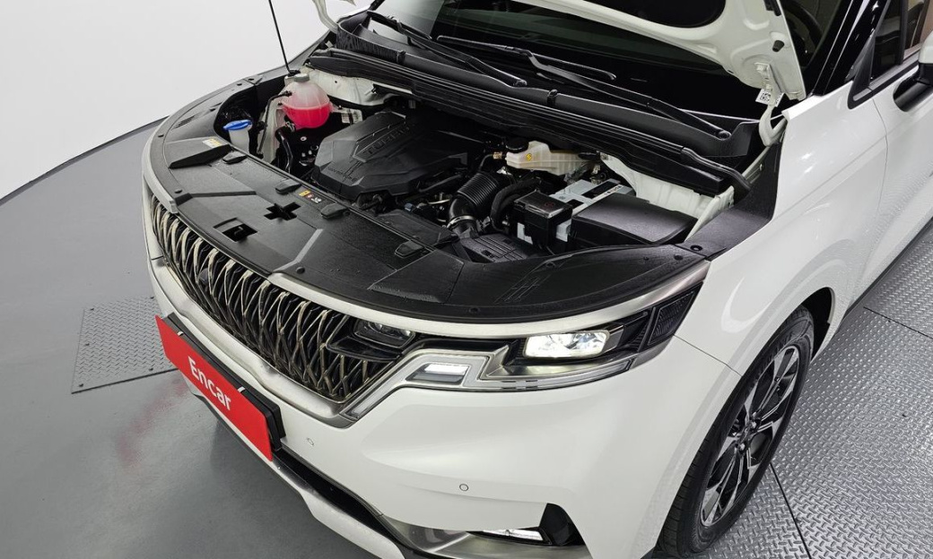 Kia Carnival 9-Seater Noblesse, 2023