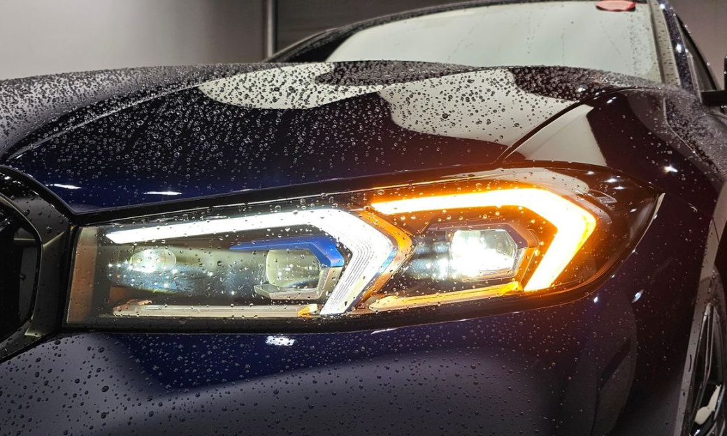 BMW 3-Series 320i M Sport, 2025