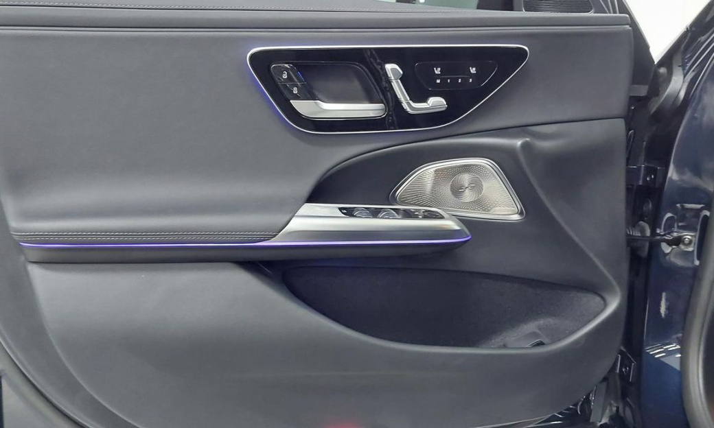 Mercedes-Benz E-Class E300 4MATIC Exclusive, 2024