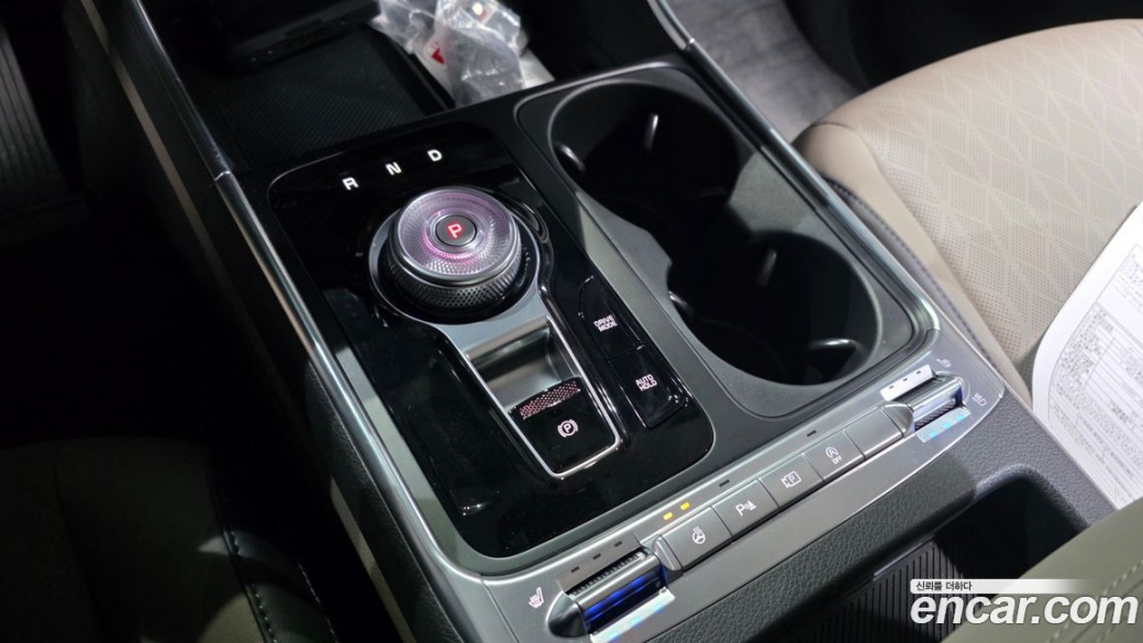 Kia Carnival 9-Seater Noblesse, 2024